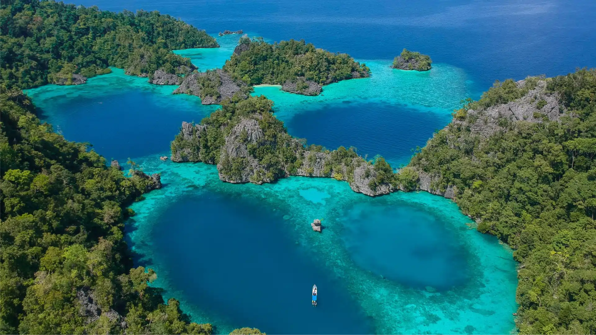Paket Wisata Labengki & Sombori 4 Hari 3 Malam