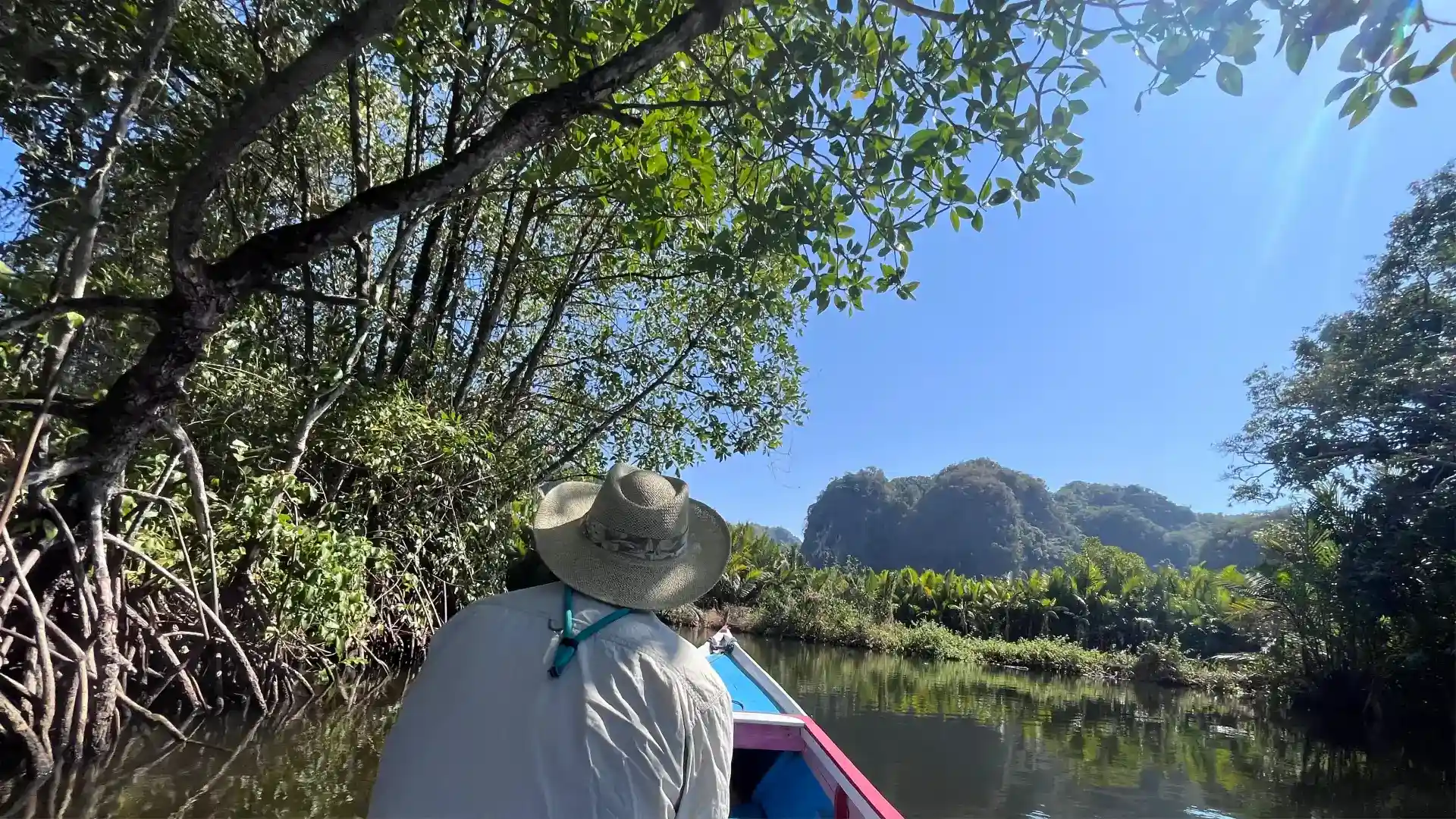 Karst Purba di Antara Sungai Tenang & Tebing Kapur